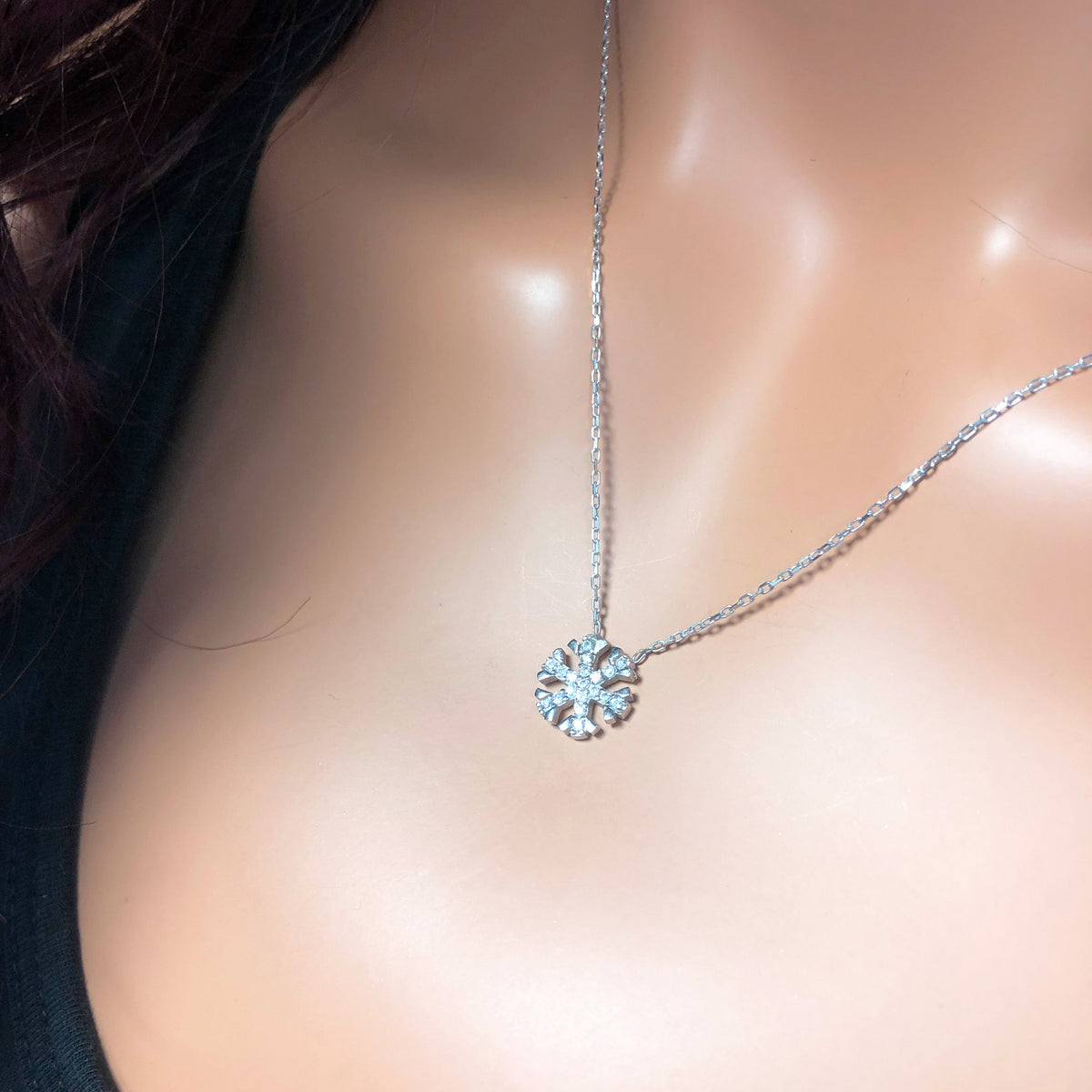 925k Sterling Silver Snowflake Necklace - alternate view 2